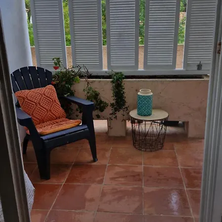 Apartment 16 L'espadon
